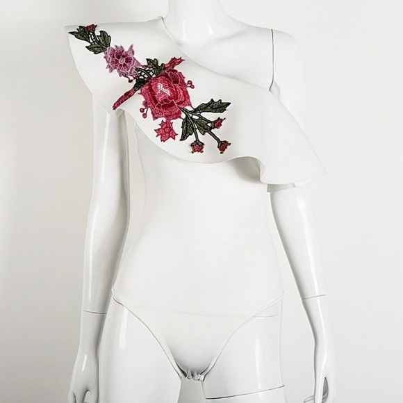 White embroidered off shoulder onepiece bodysuit - Picture 3 of 6